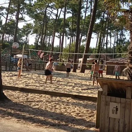 Camping Mobil'home De Gamme Xxl Dans 4 Etoiles ! *