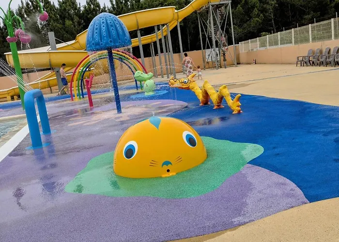 Mobil'home De Gamme Xxl Sous Les Pins !